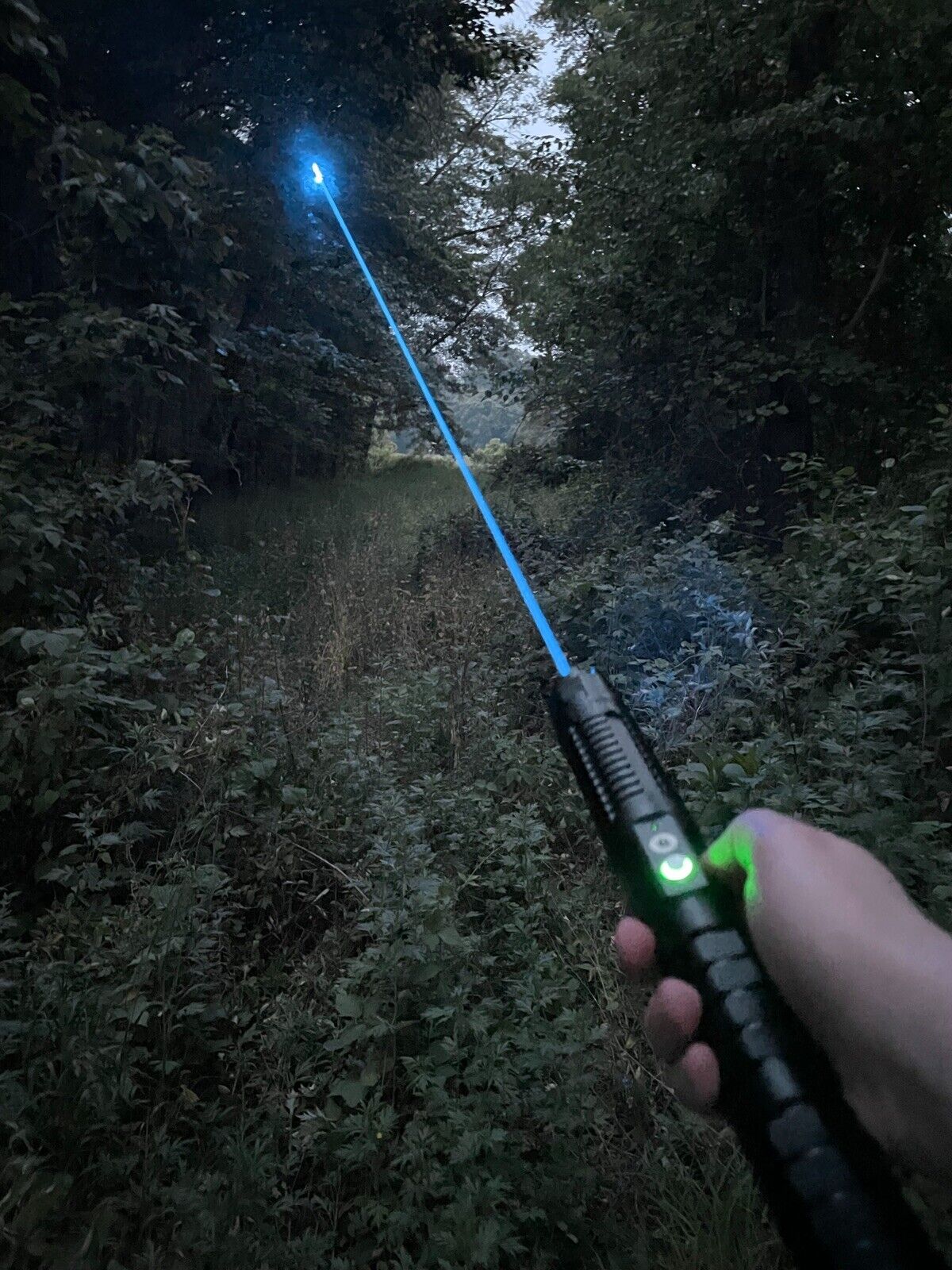 Fixed Focus vs Adjustable Focus — Understanding Focus Modes in High-Power Laser Pointers