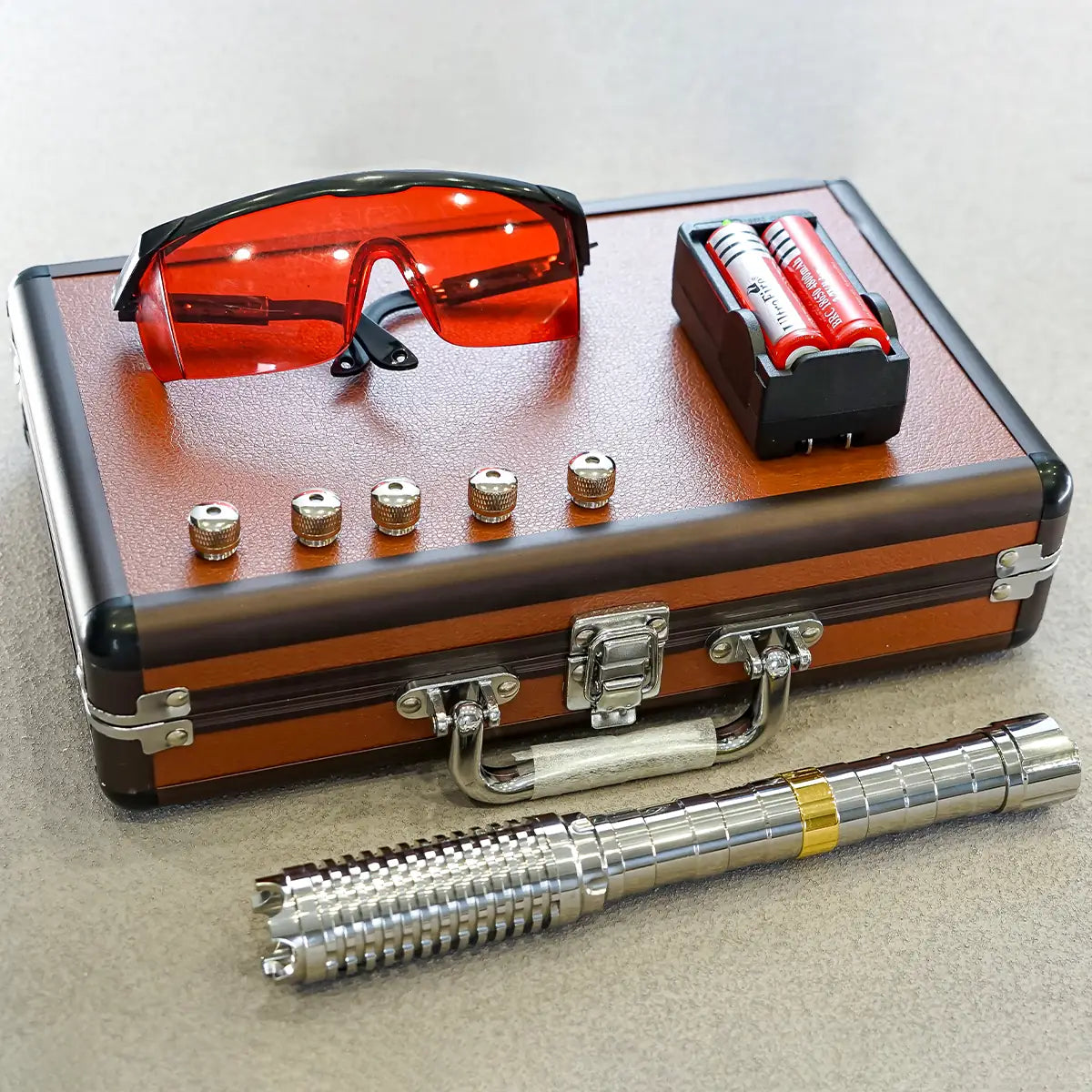 RS-A003 Iron Made Burning Laser Pointer